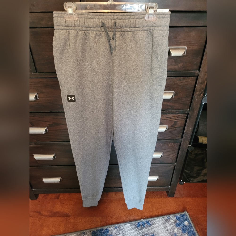 UNDER ARMOUR  Men's Sweats